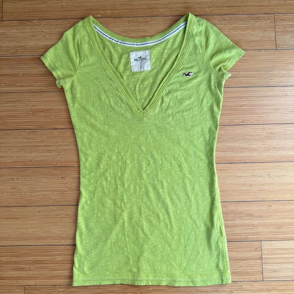 Hollister Lime Green Deep V-Neck Fitted Tee Shirt S Vintage 2000s Y2K Seagull
